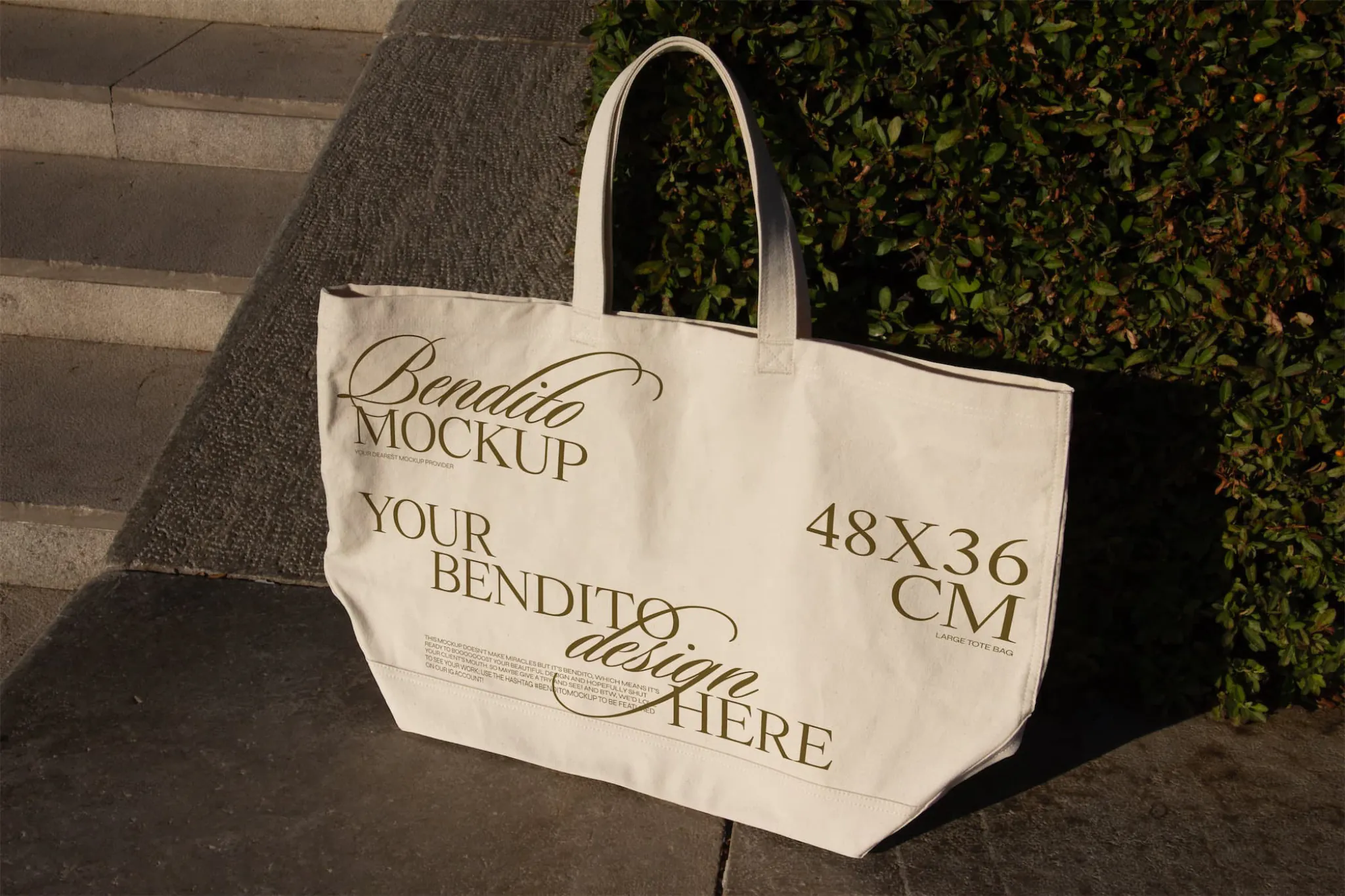 Tote bag mockup in outdoorsy scenario with natural light.